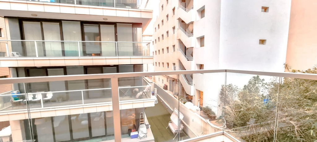 Others 3, Ben Yehuda Nuage in Tel Aviv-yafo