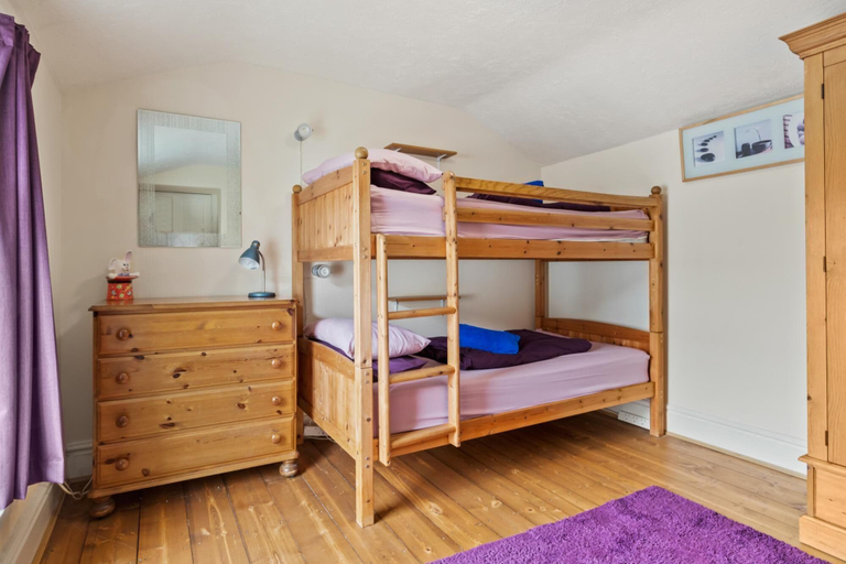 Others 3, Penlan - Close to Town and Beaches, Pembrokeshire