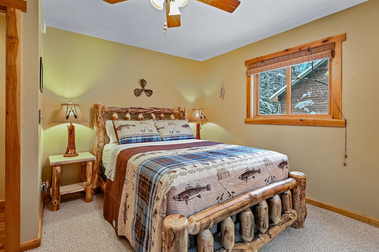 Bedroom 4, North Star Retreat-kayak I Swim I Snowmobile, Vilas