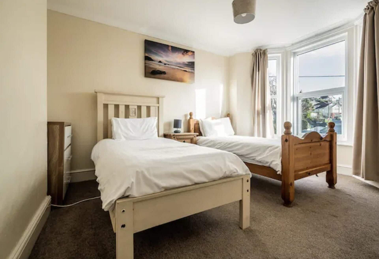 Room 3, The Boat House Sleeps 4 Pet Friendly, Devon