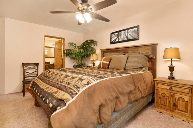 Bedroom 3, Swiss Delight #2244, San Bernardino