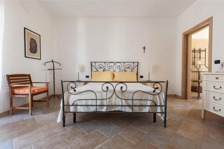 Room 3, 296 Casale Tipico con Piscina a Santa Maria al Bagno, Lecce