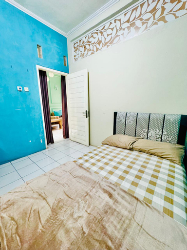 Bedroom 4, Villa Daveya, Banyumas