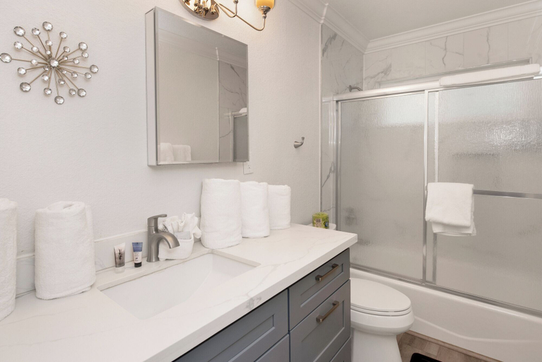 Bathroom, Sweet Retreat 2 #2333, San Bernardino