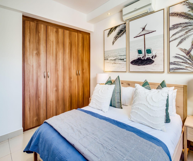 Bedroom 2, Uninterrupted Ocean Views in Mouille Point Atlantic Vistas, City of Cape Town