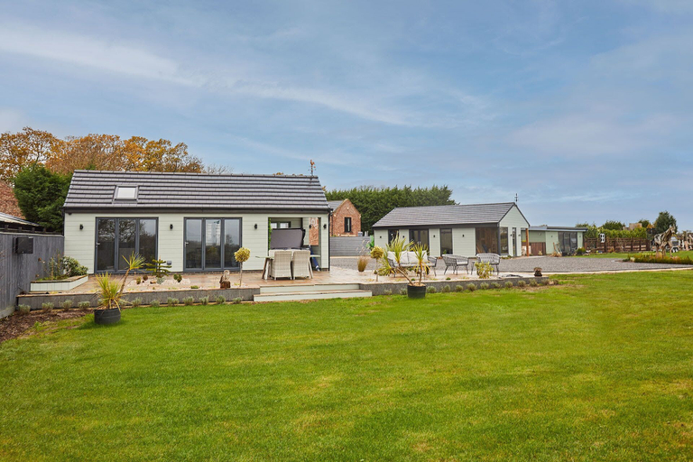 Exterior & Views 2, Host Stay The Stables, Stockton-on-Tees