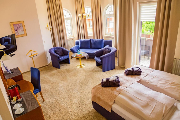 Bedroom 3, Hotel-Restaurant Zur Krone, Limburg-Weilburg
