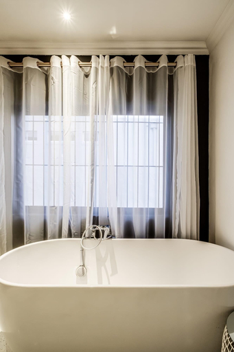 Bathroom 5, Stylish Holiday Home With Private Pool Ocean Views Jumeirah Blue, City of Cape Town