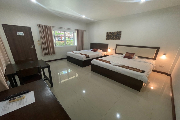 Bedroom 12