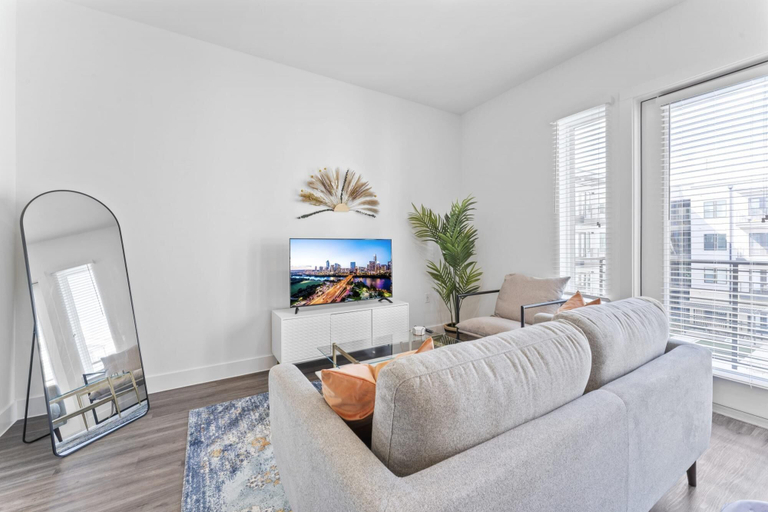 Room 4, Central Chic 1BR Close to UT Moody Center DT, Travis