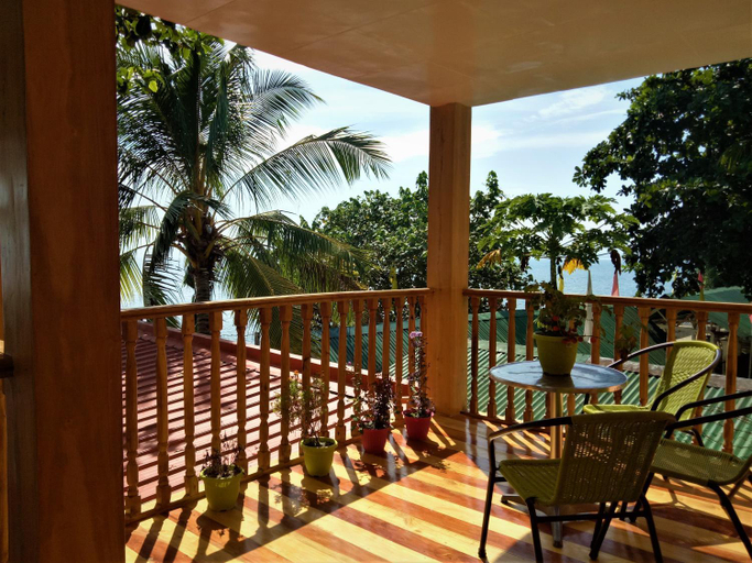 Others 4, SmallFrys Beach Resort, Calatrava