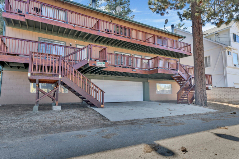 Exterior & Views 2, Brownie's DEN #2205, San Bernardino