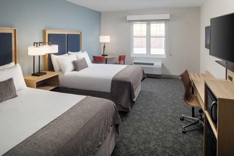Bedroom 3, Hotel Ursa, Penobscot