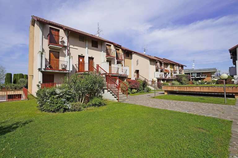 Exterior & Views 2, Apt Il Barcone in Sirmione, Brescia