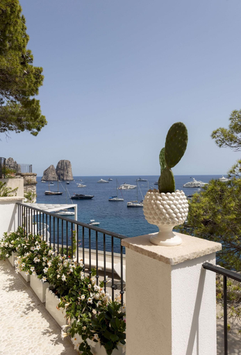 Others 3, Villa Sabrina by Elite Villas, Napoli