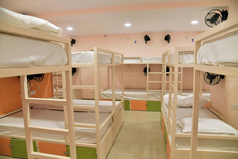 Bedroom 3, Orange Stays, Varanasi