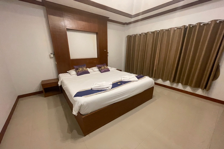 Bedroom 21