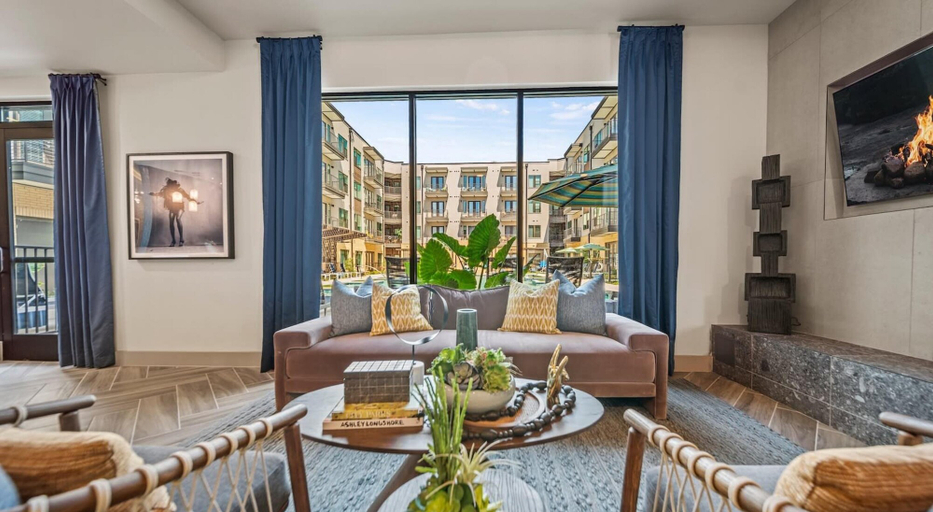 Room 2, Central Hyde Park Studio Close to UT Moody Center, Travis