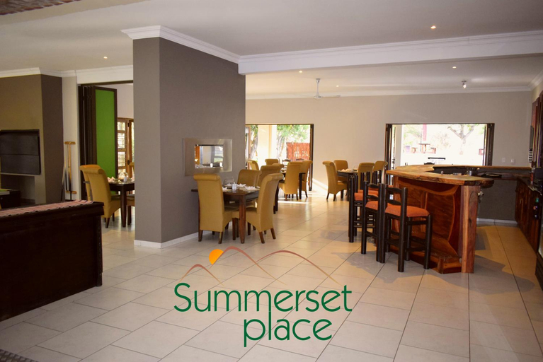 Bar/lounge 3, Summerset Place Country House, Waterberg