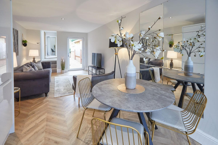 Others 5, Host Stay The Madison at Prospect Hill Apartments, North Yorkshire