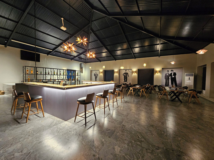 Food & Drinks 4, River Estates Luxury Resort & Spa, Raigarh