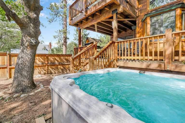 Sport & Beauty 3, Luxury Lodge #1888, San Bernardino