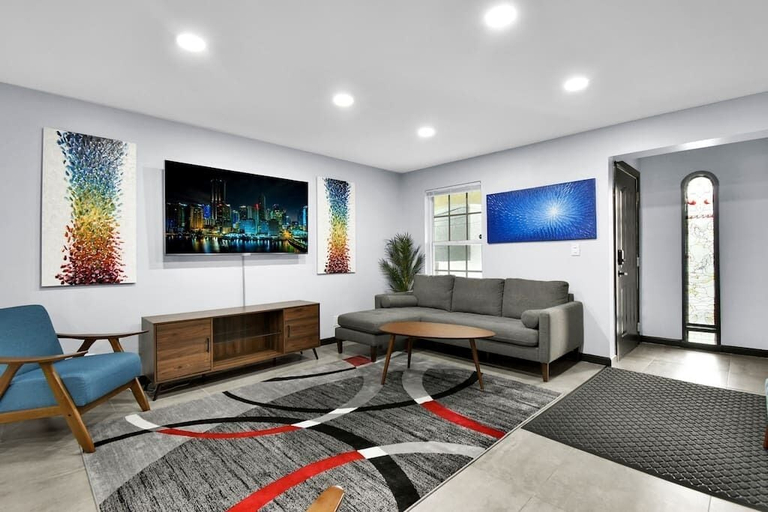 Interior, Private 2-bedroom Wilton Villas, Broward