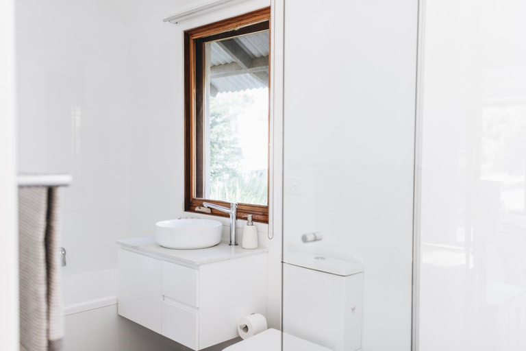 Bathroom 14