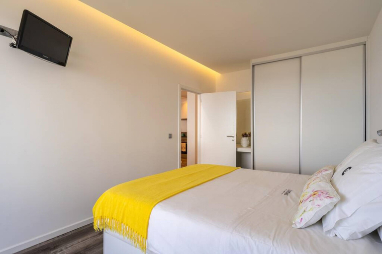 Room 5, Monumental Apartment 608 Balcony Sea View, Funchal