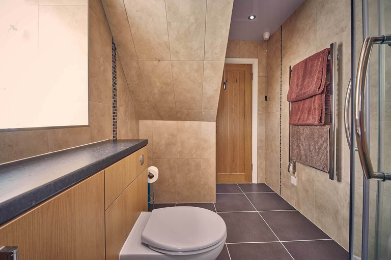 Bathroom 4, Host Stay No 6 Tulip Cottage, Northumberland