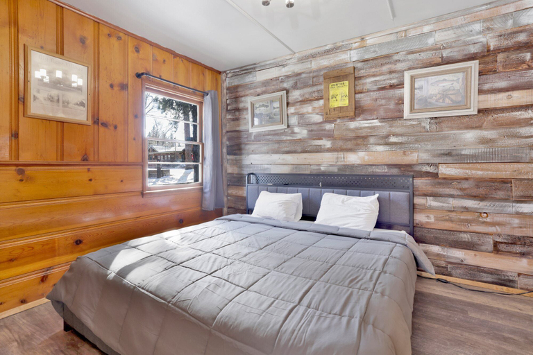 Bedroom 3, Juniper #105, San Bernardino