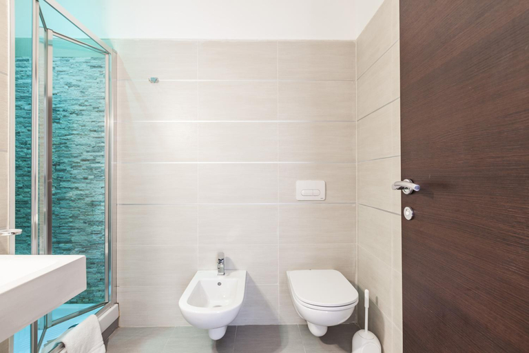 Bathroom 4, Stardust Rome Guest House, Rome