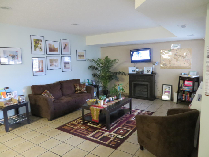 Public Area 2, Shoreside Inn & Suites, Division No. 11