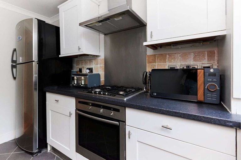 Others 5, The Carshalton Place - Stunning 1bdr Flat, London