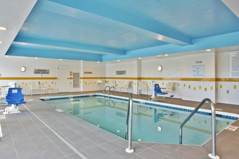 Sport & Beauty, Fairfield Inn & Suites by Marriott Madison West/Middleton, Dane