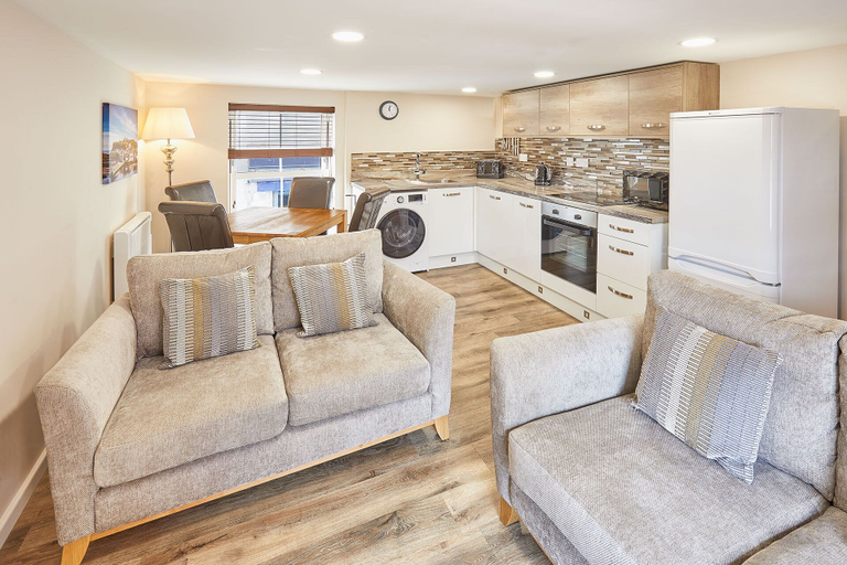 Others 2, Host Stay Lobster Pot Apartment, North Yorkshire