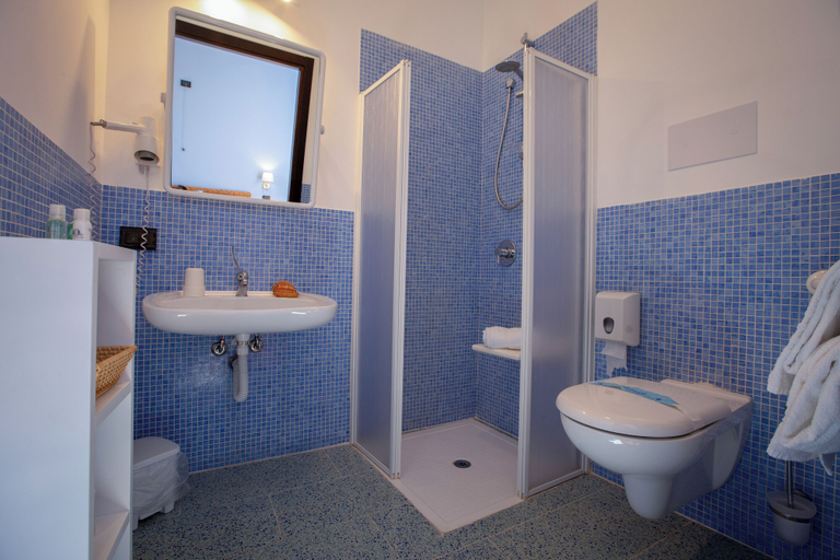 Bathroom 5, Cetarium Hotel, Trapani