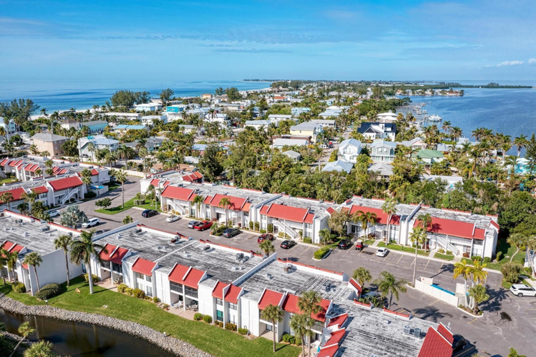 Room 3, Anna Maria Island Runaway Tropical Dream, Manatee