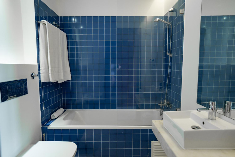 Bathroom 9