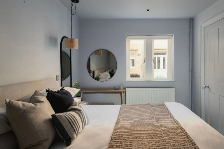 Bedroom 3, St Catherine s Hospital - Deluxe Apartment, Bath and North East Somerset