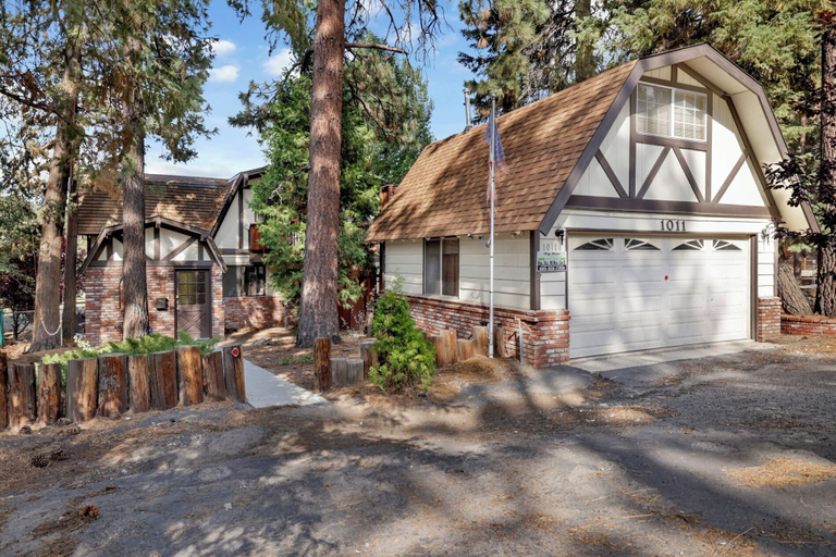 Exterior & Views 2, Bear Cabin #1976, San Bernardino