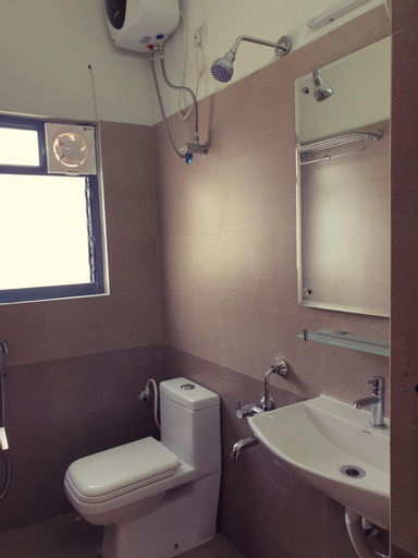 Bathroom 15