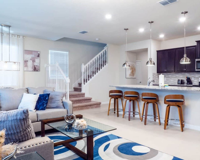 Room 4, 706 Brand New 5BD Near Disney, Polk