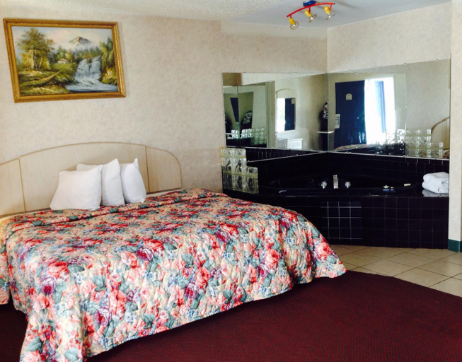 Bedroom 3, Red Carpet Inn and Suites - Hammonton West/Winslow Township, Atlantic