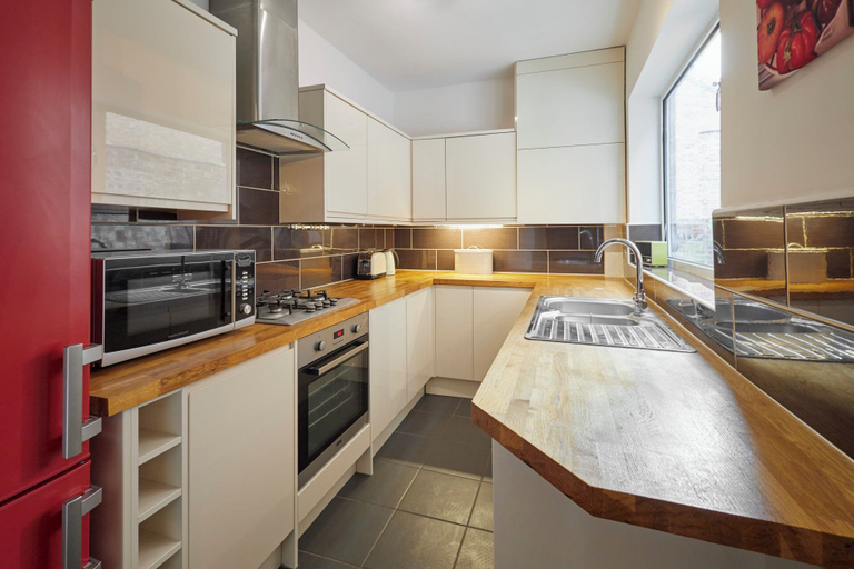 Room 2, Host Stay St Denys View, York