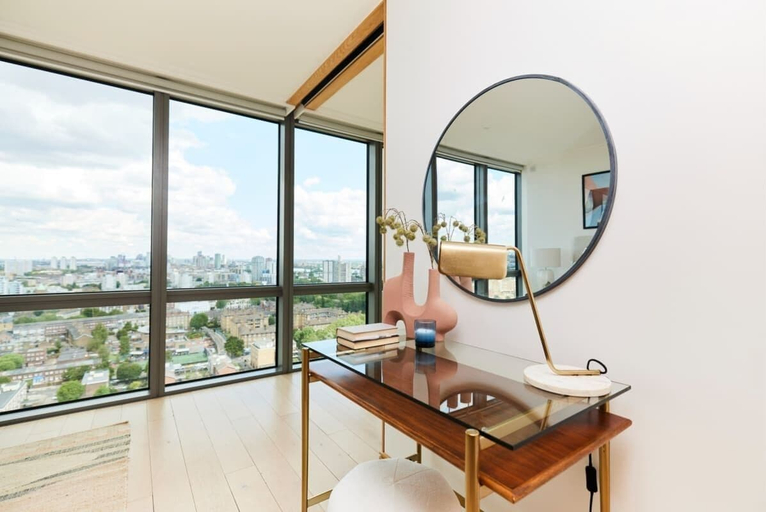 Others 5, The Canary Wharf Place - Stunning 2bdr Flat, London