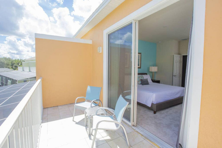 Room 5, Charming Cozy Haven in Four Corners, Lake