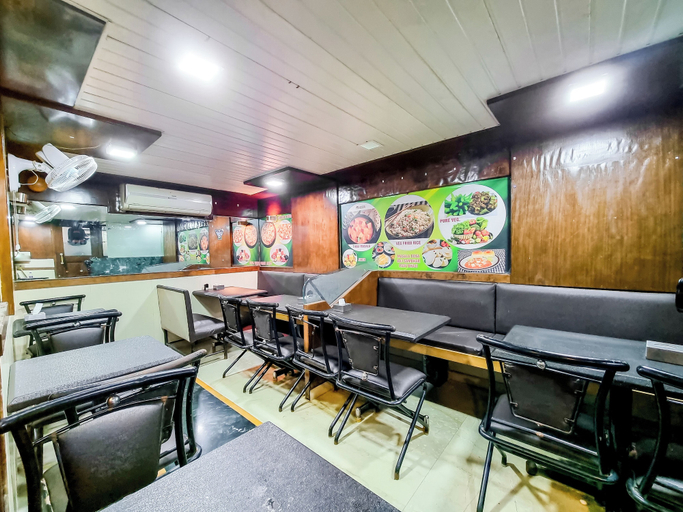 Food & Drinks 3, Hotel Arma Near BKC, Mumbai Suburban