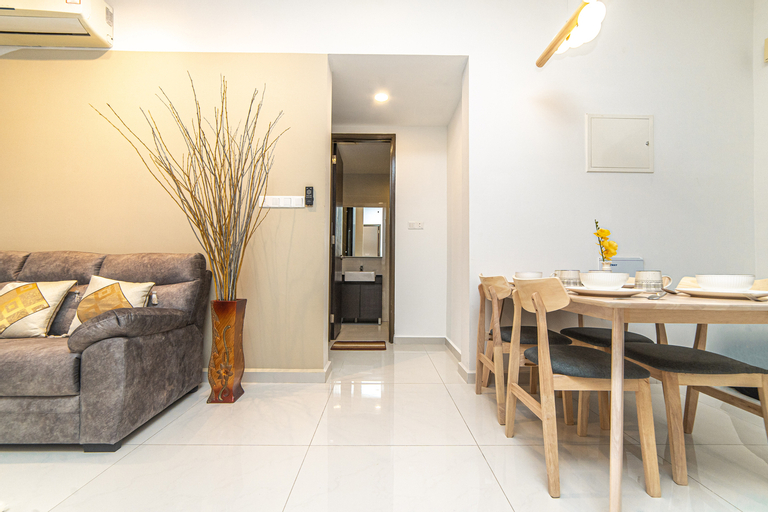 Dining Room 24