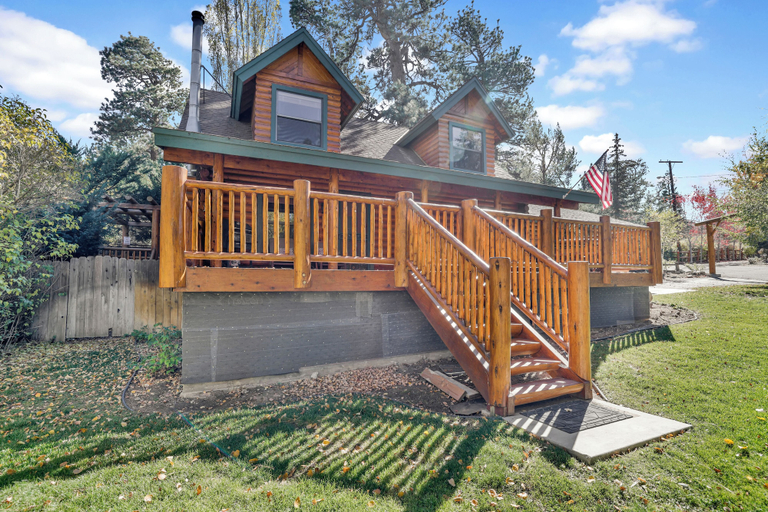 Exterior & Views 2, Knotty AND Nice #177, San Bernardino